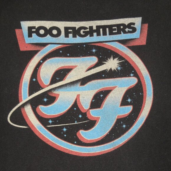 FOO FIGHTERS STARS LOGO BLACK LARGE T-SHIRT L197 (HOLE C PICS) - Picture 1 of 7